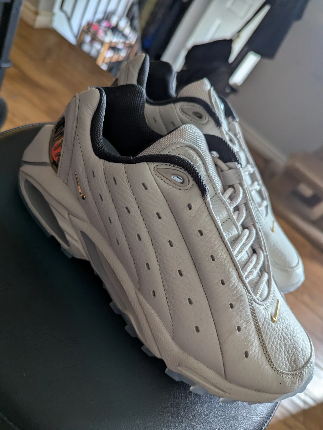 Nike Air Max G-Tek Sneakers