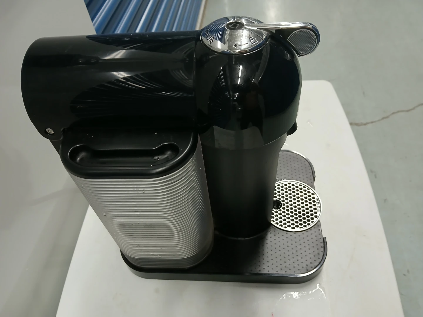 Nespresso Breville Coffee Machine - photo 4