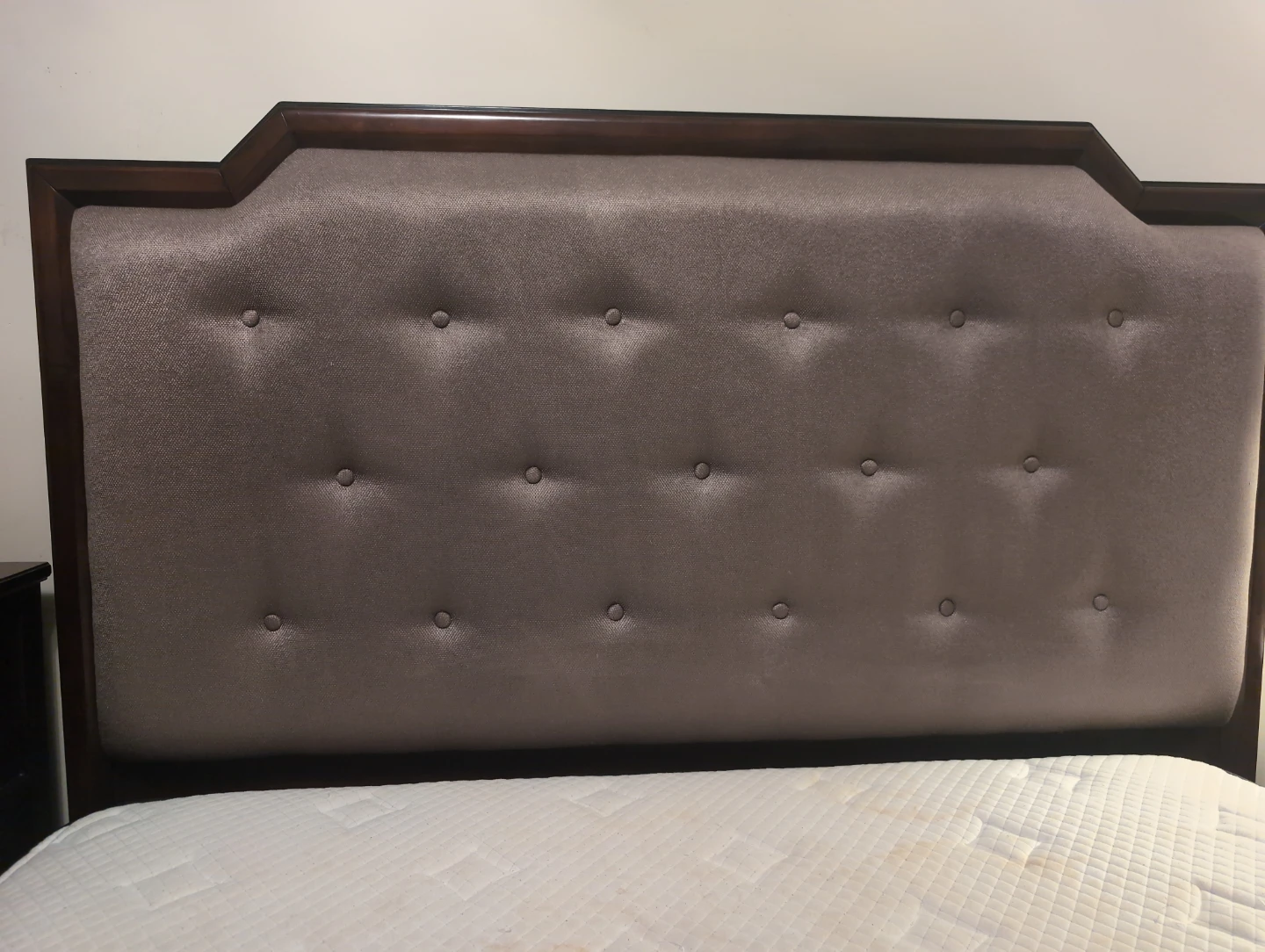 Tufted Upholstered Headboard - photo 2