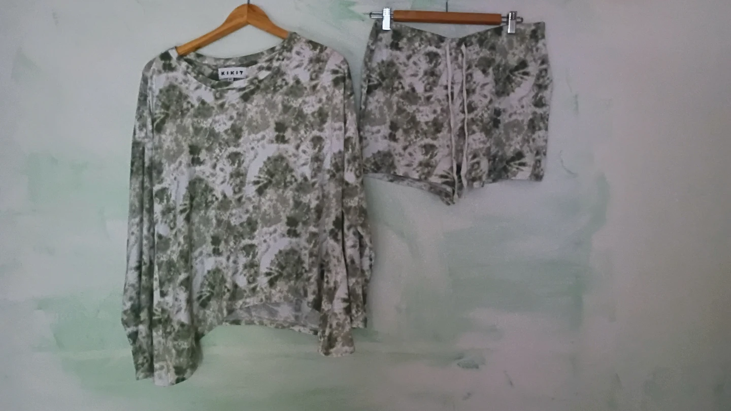 Kikit Tie-Dye Long Sleeve Top and Shorts Set - photo 4