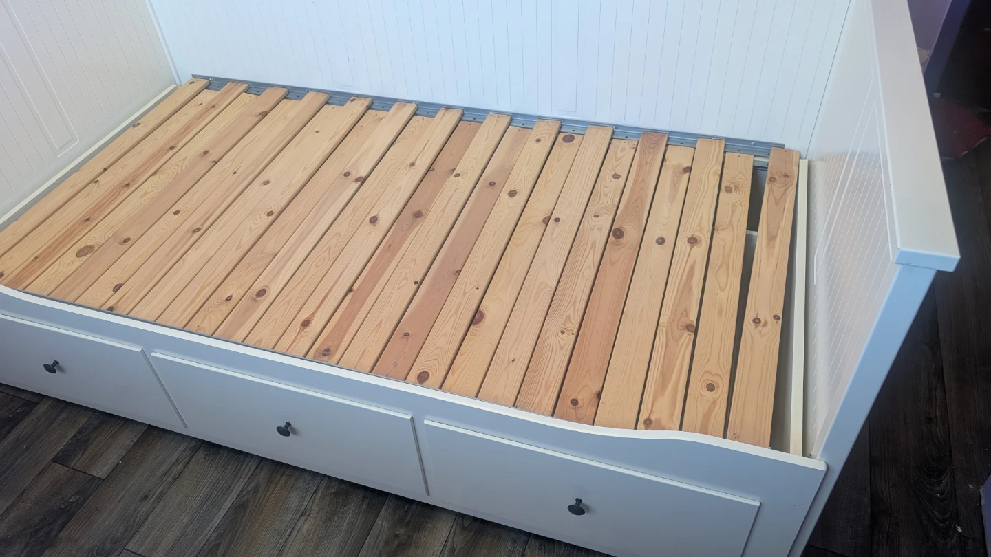 Ikea Hemnes daybed - twin to king - photo 4