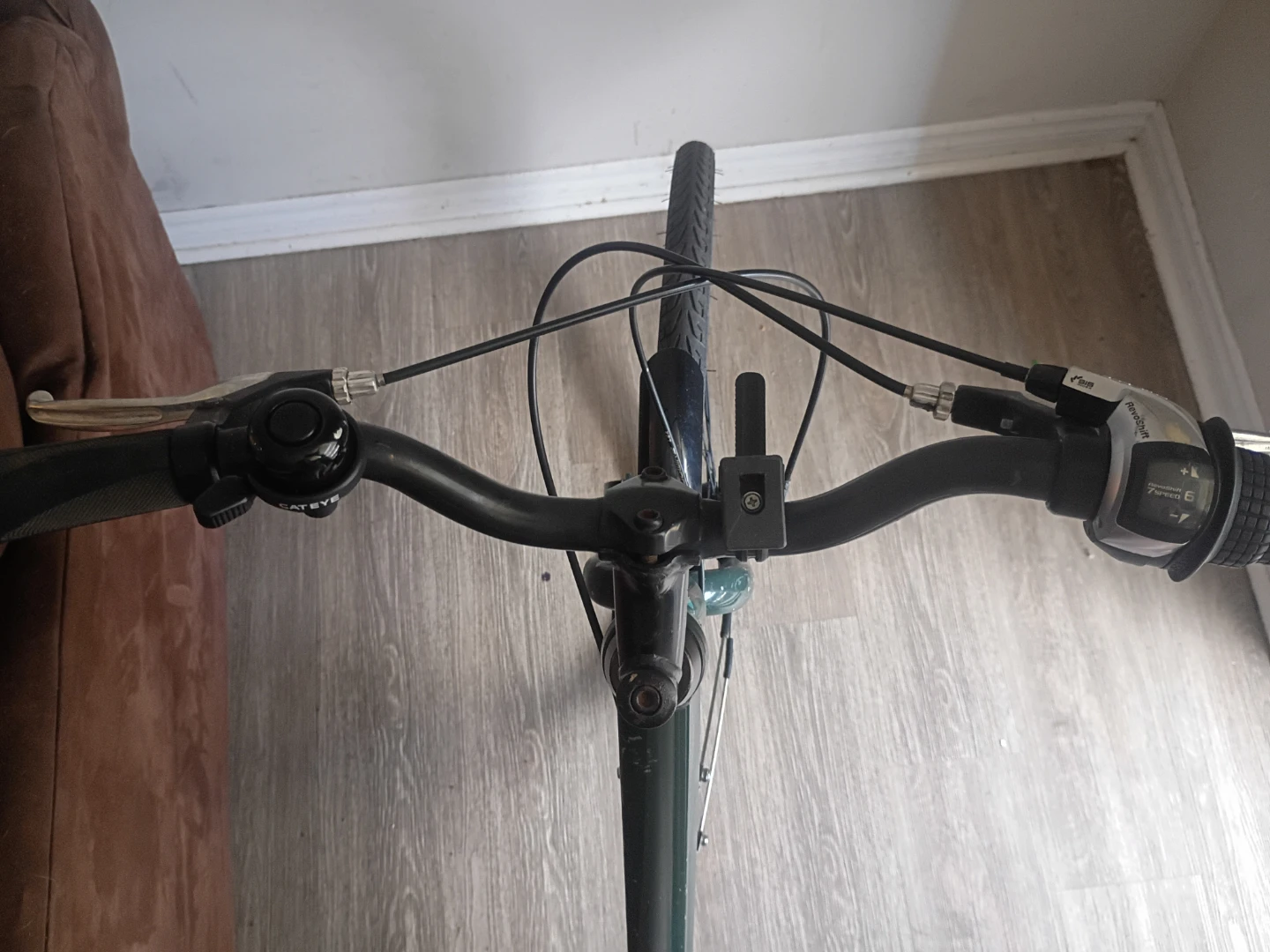 Liv Flourish 4 Bike Small - Upgraded Randonneur Tires & Basket - photo 2