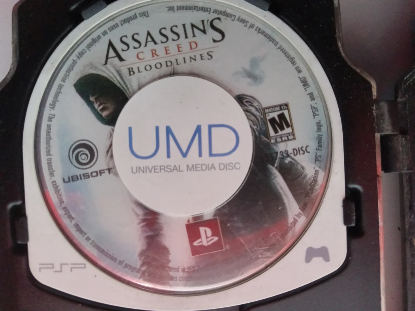 PSP case and games - photo 5