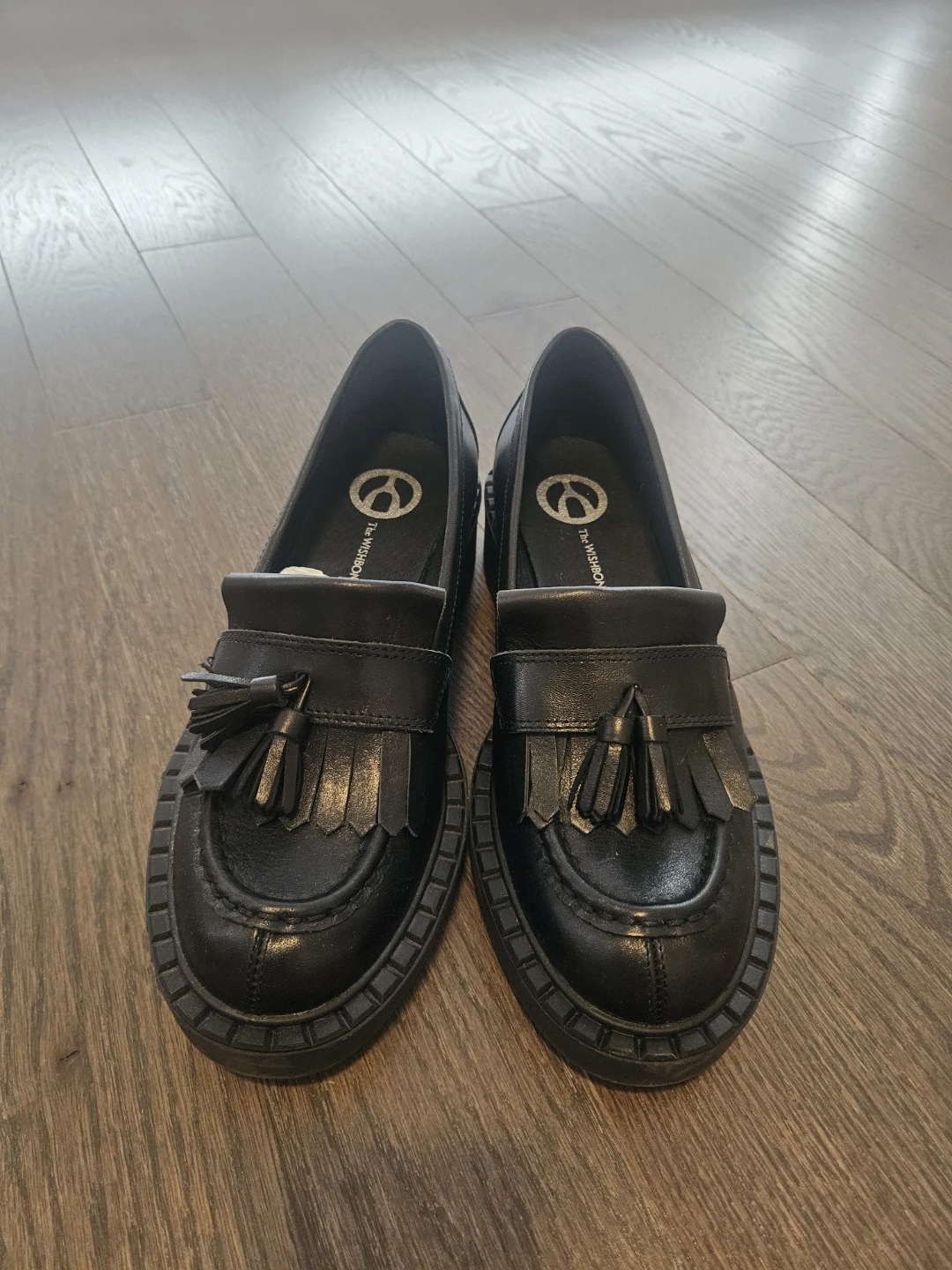 The Wishbone Collection Black Loafers - photo 2
