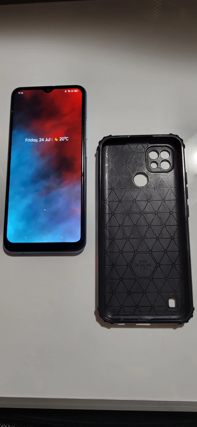 NEED GONE/ Realme C21 - Like New + Free Cover | Unlocked