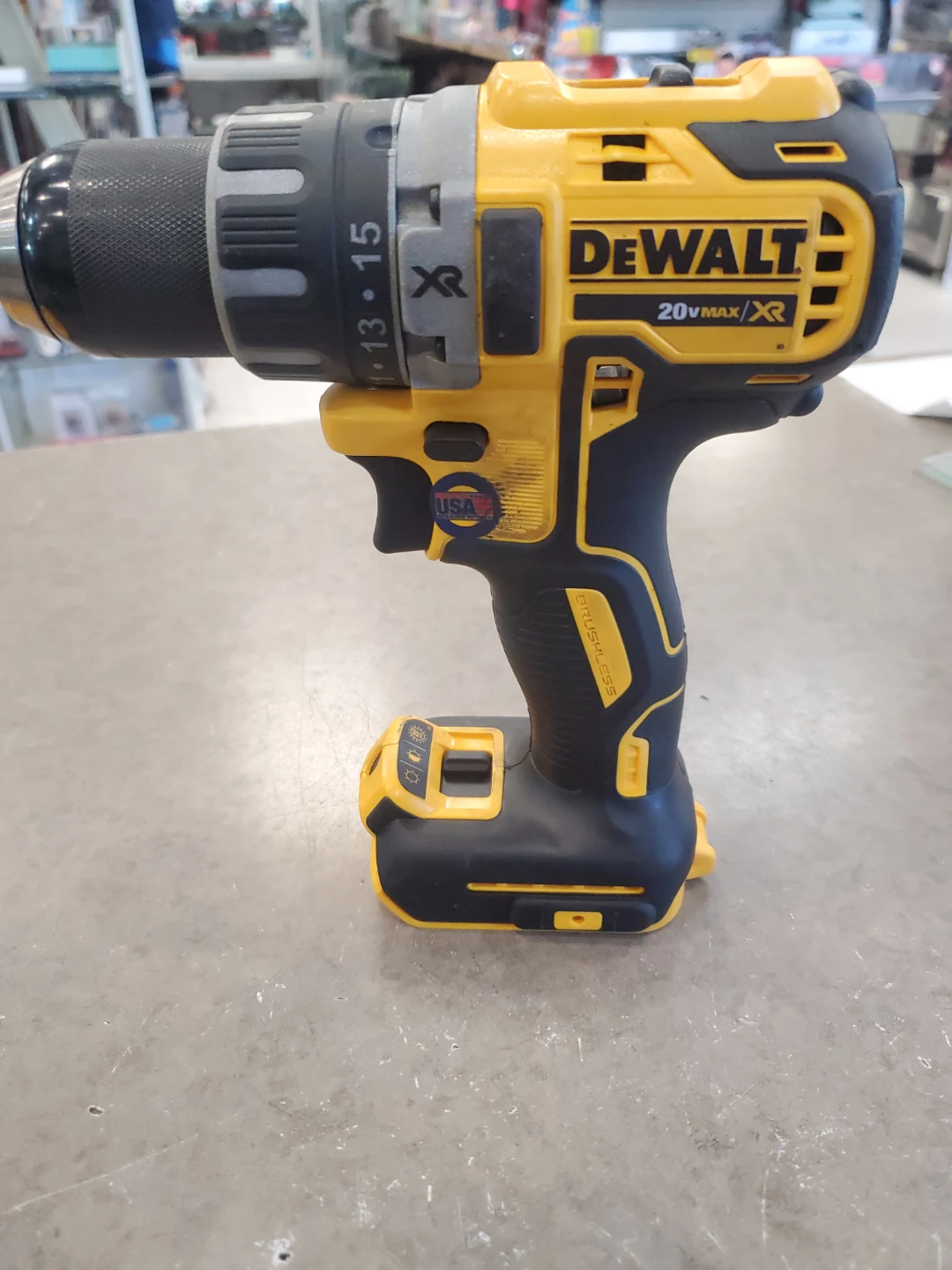 DeWalt DCD791 1/2" Cordless Drill Driver - photo 2