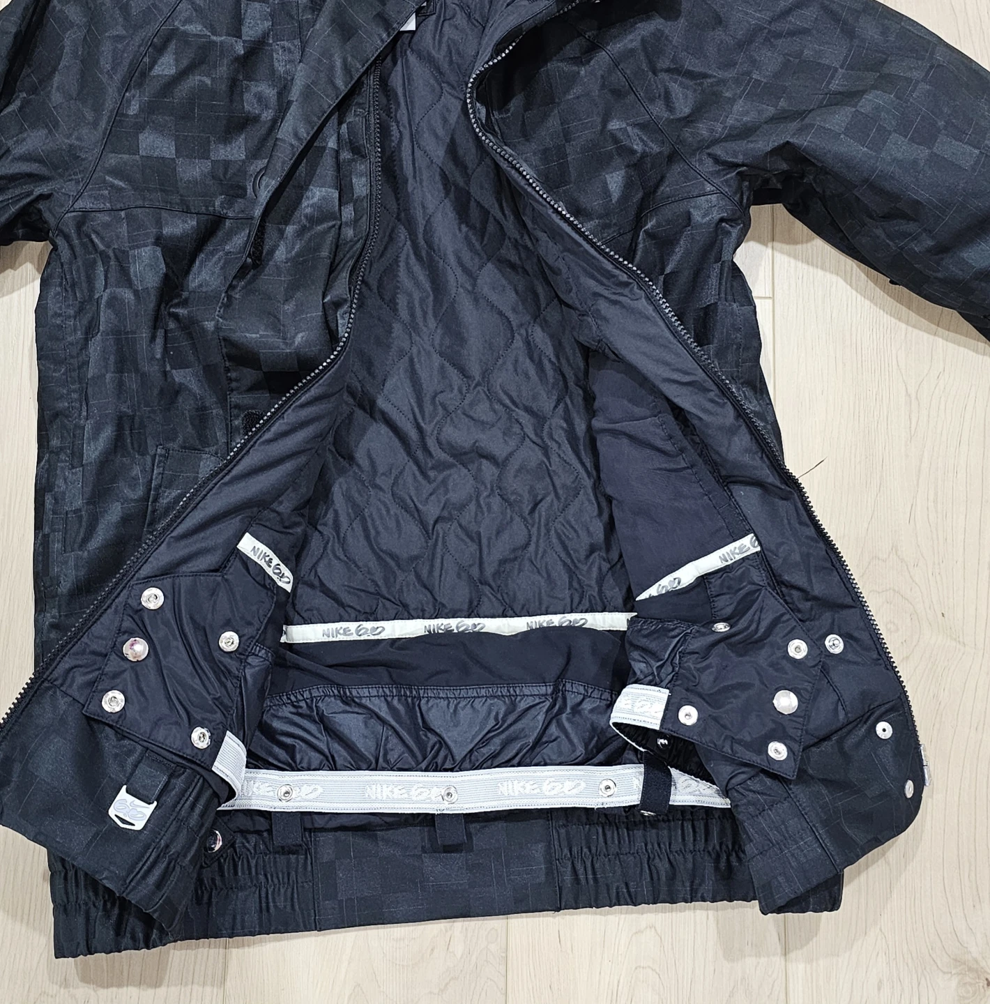 Vintage Nike 6.0 Snowboard Ski Jacket Size Small Black - photo 3
