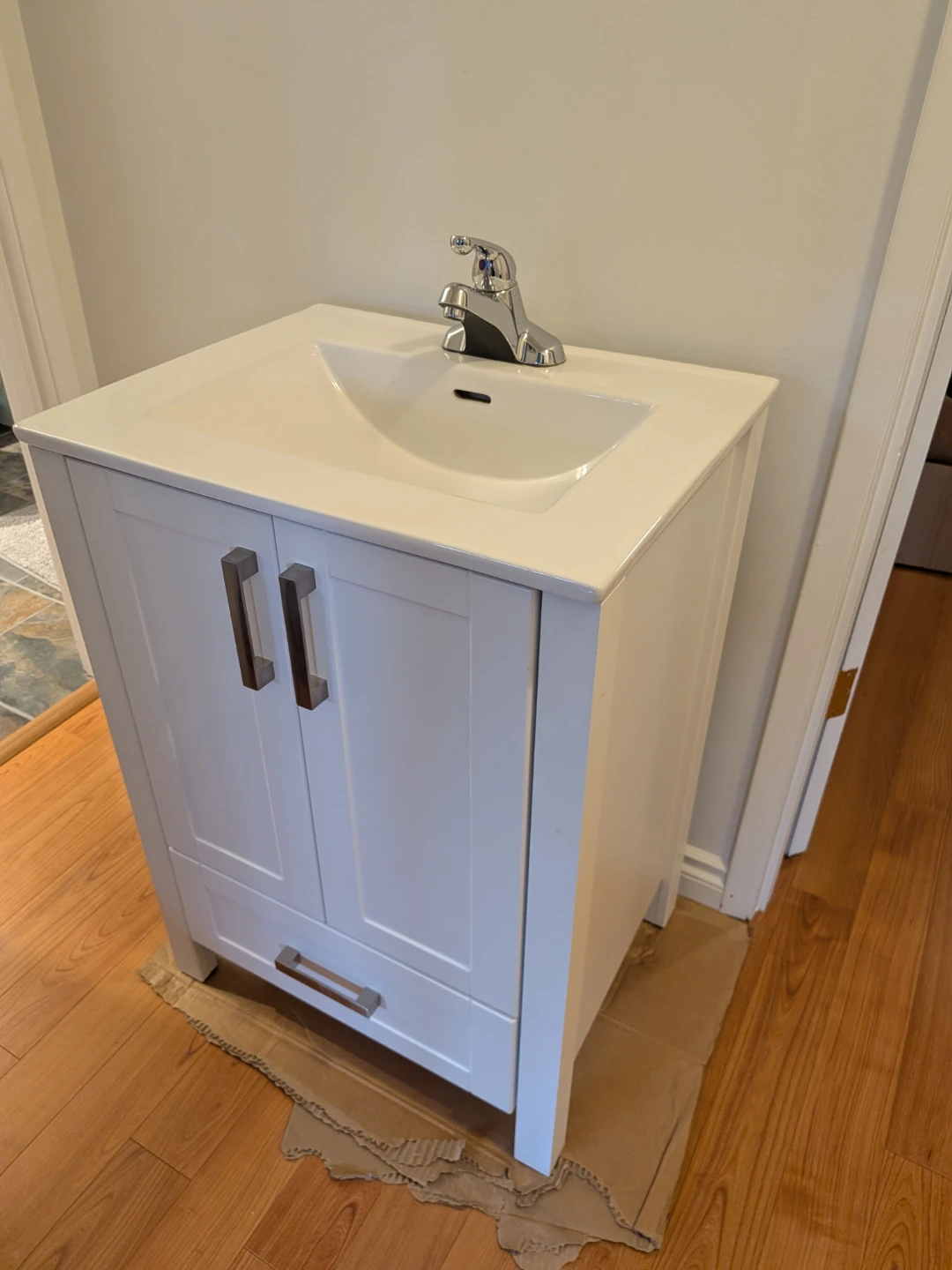 Glacier Bay 24 Inch Vanity with Ceramic Top and faucet - photo 2