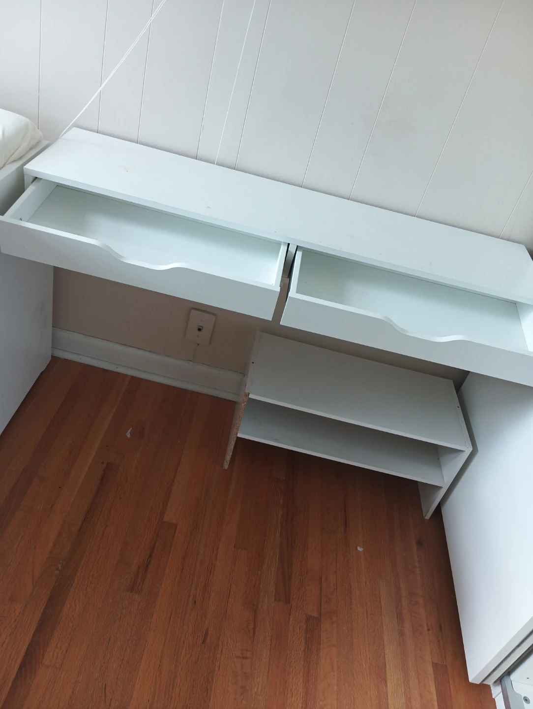 White Drawer Unit