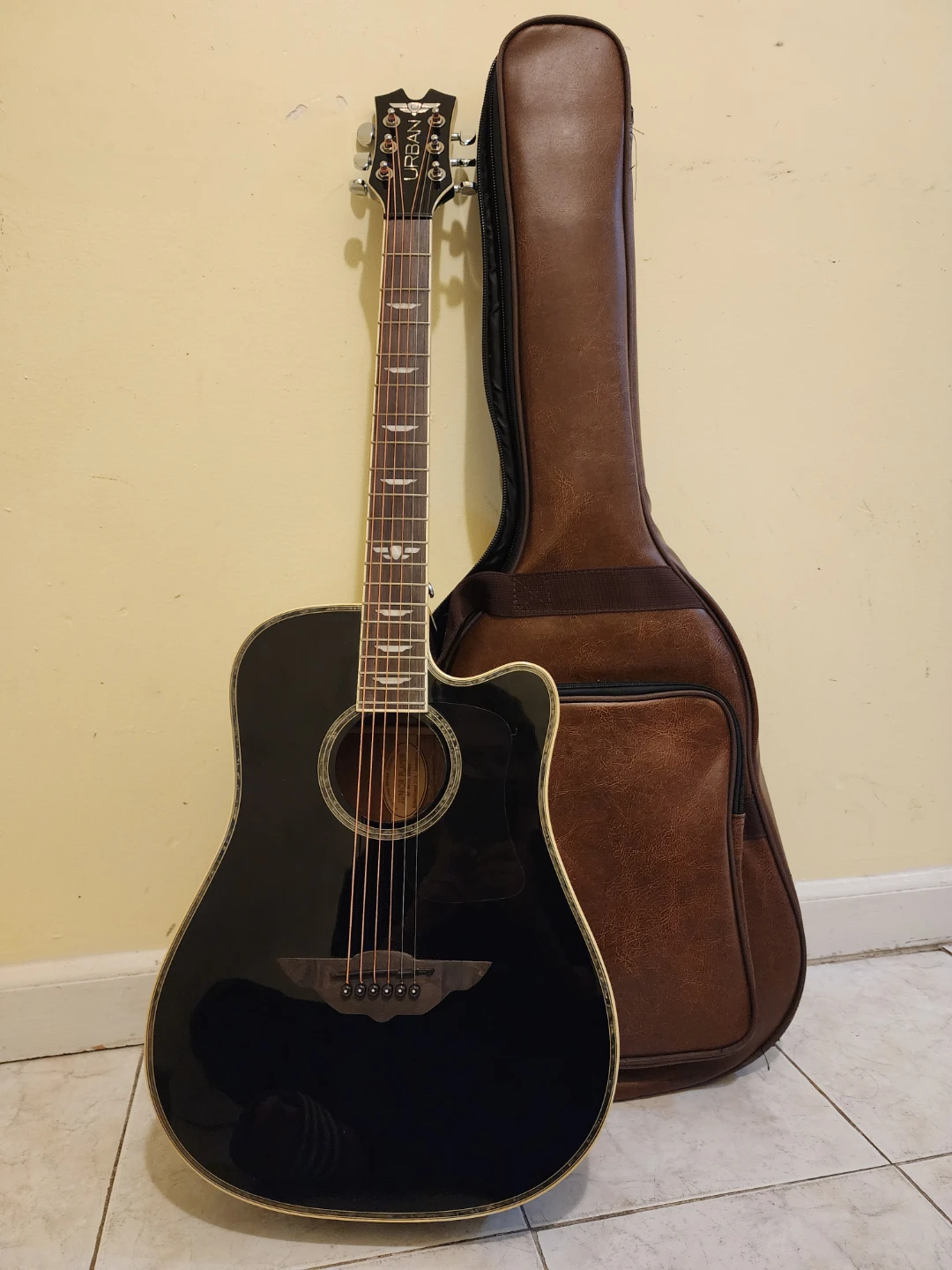 Keith Urban Acoustic Guitar