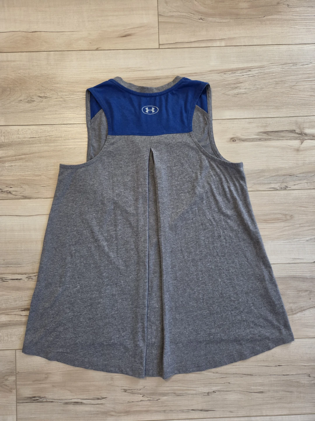 Women's Armour Cubs Tank Top Medium Pleated Back - photo 3