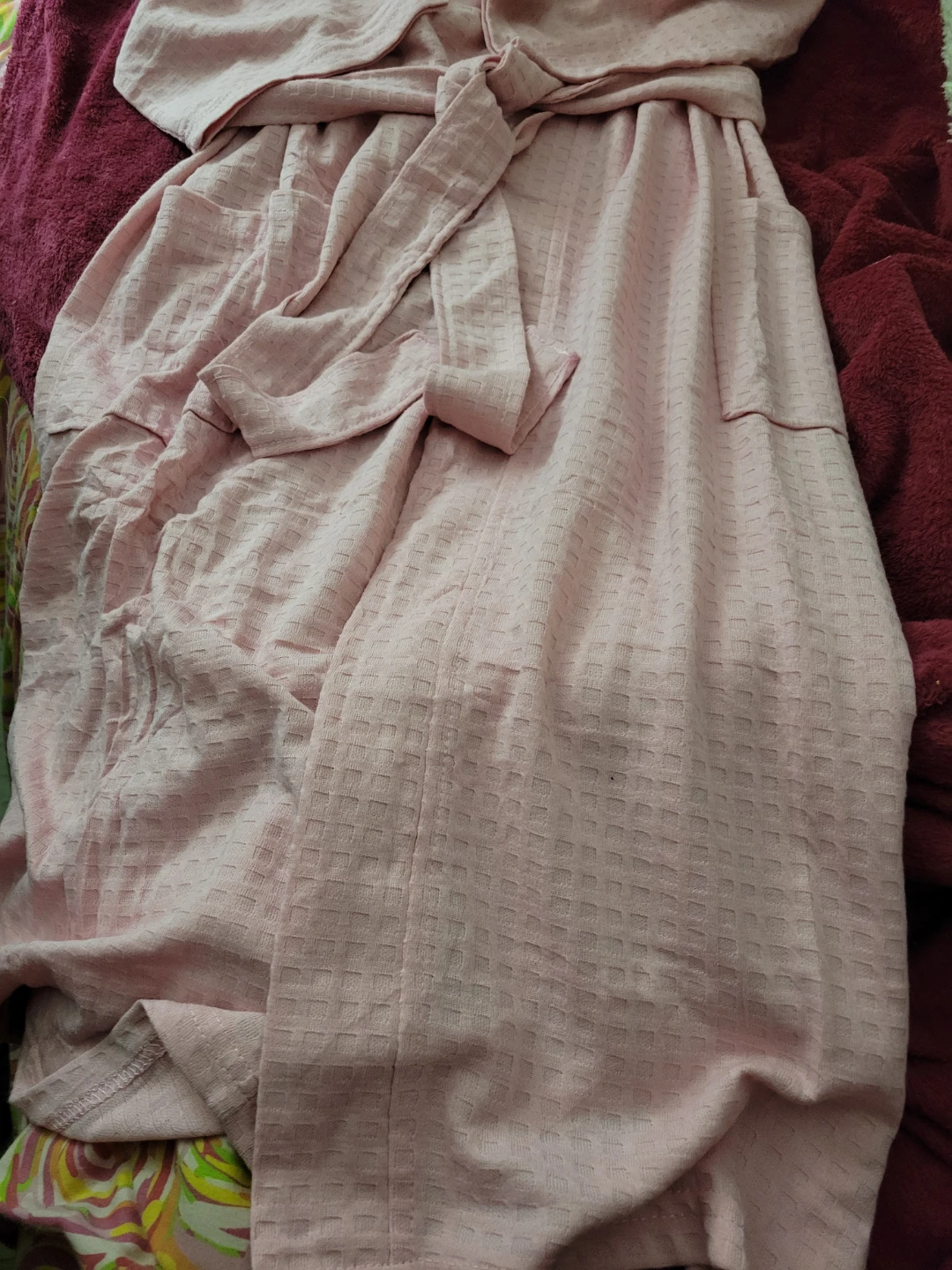 NEW Women's Waffle Weave Spa Robe - photo 4