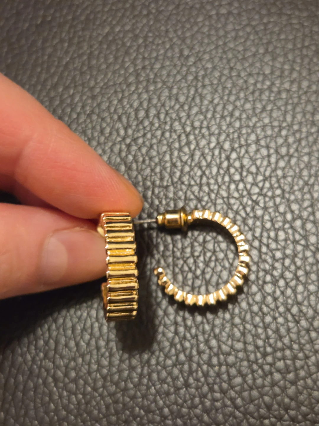 Gold Tone Ribbed Hoop Earrings