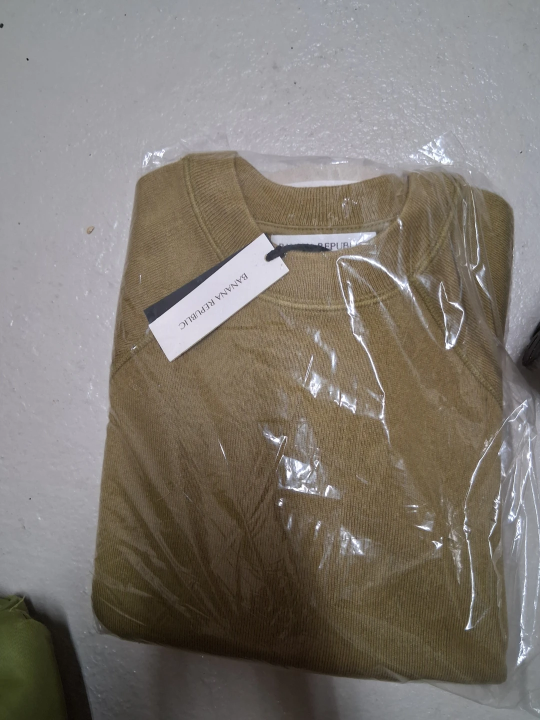Banana Republic Crewneck Sweater - Khaki