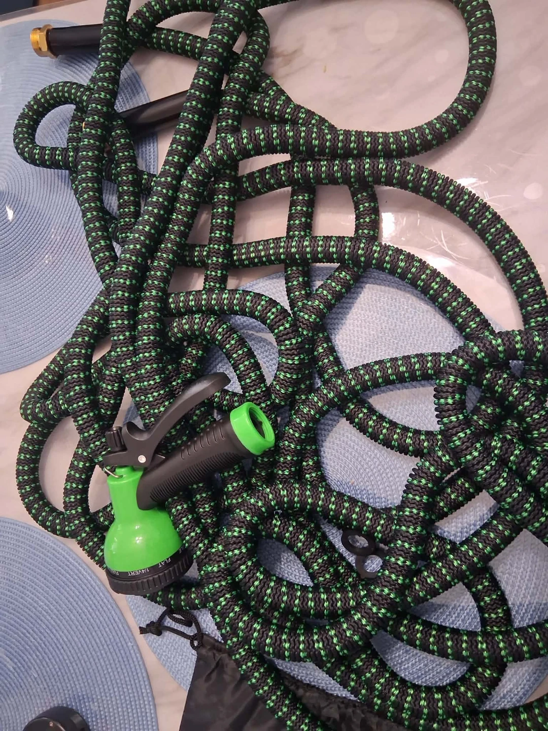 Expandable Garden Hose with Sprayer