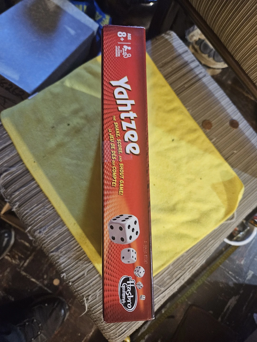 Hasbro Yahtzee Game - photo 3