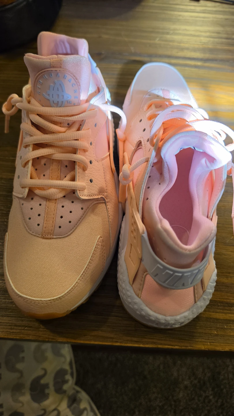 Nike Women's Air Huarache Run Sneakers - photo 2