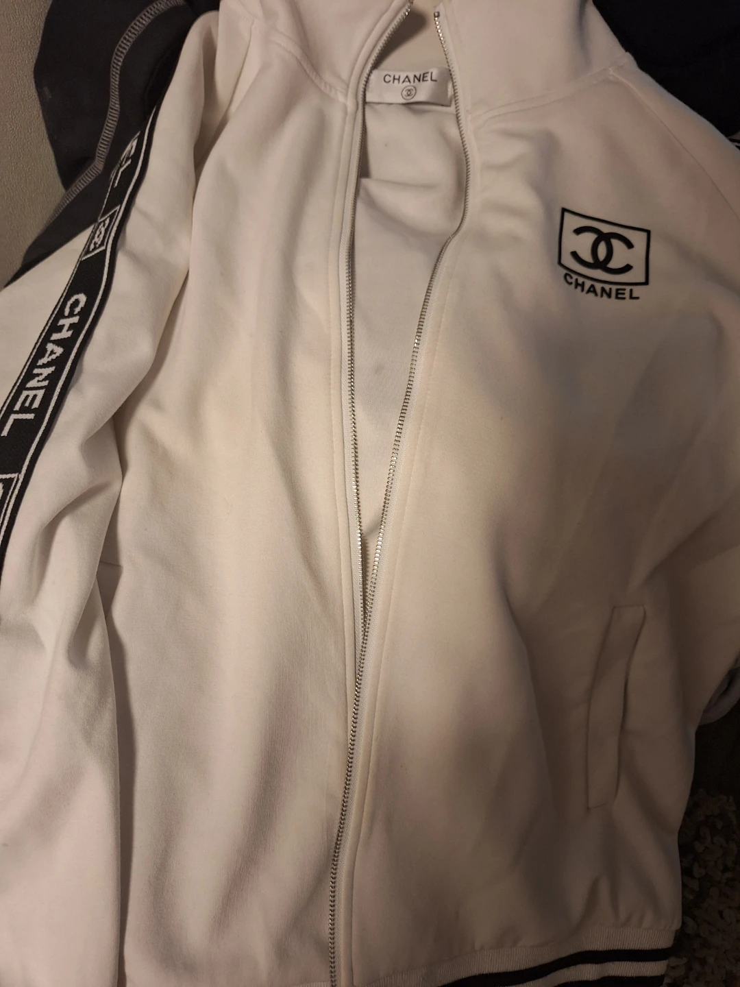 Chanel White Track Jacket - photo 2
