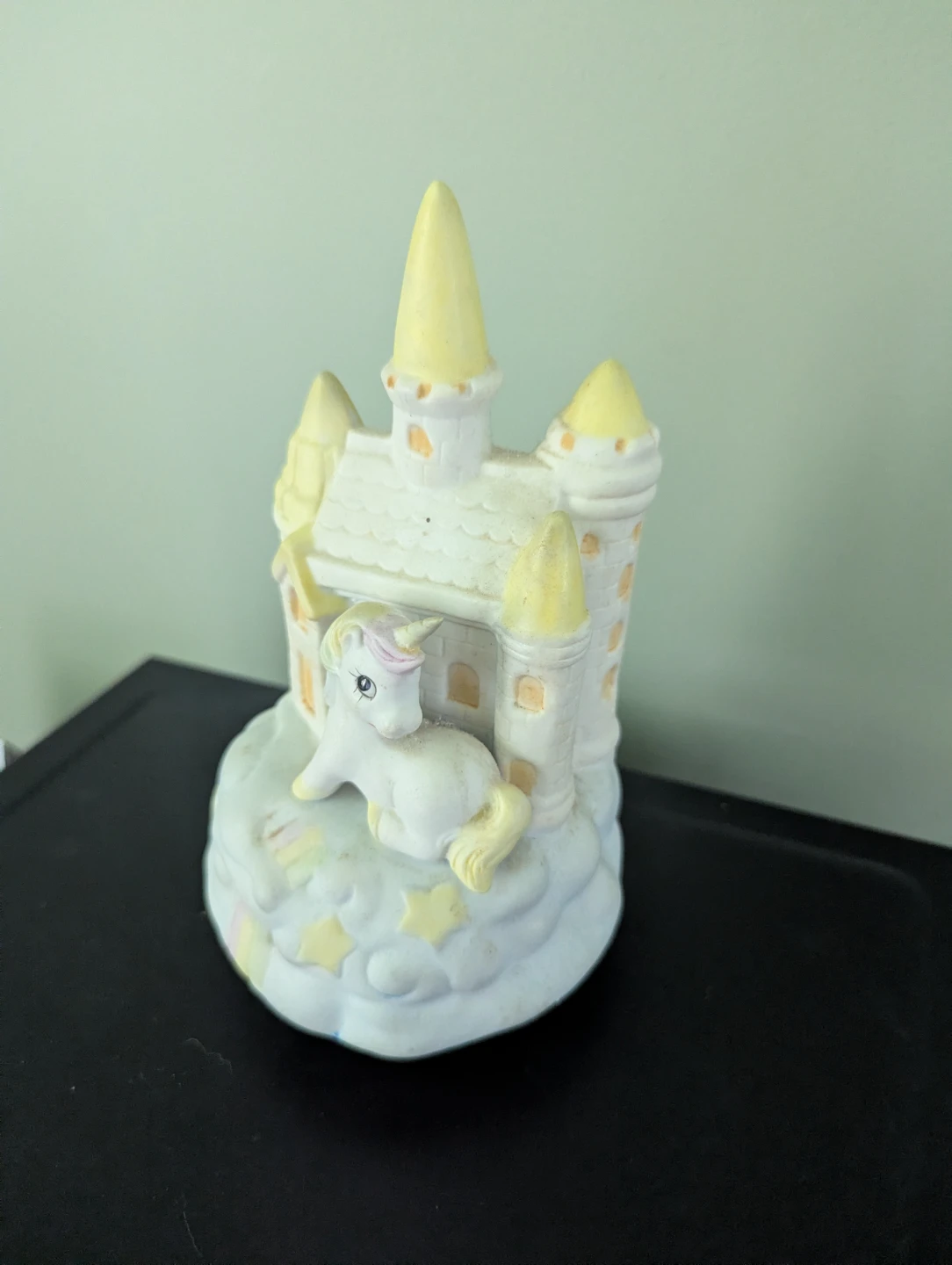 Unicorn decoration and still plays music - photo 2
