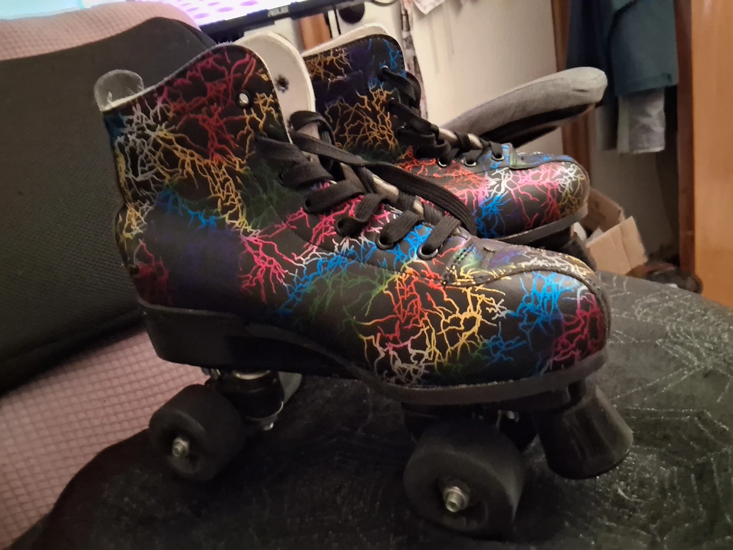Roller skates size 12 women's (10.5 mens)