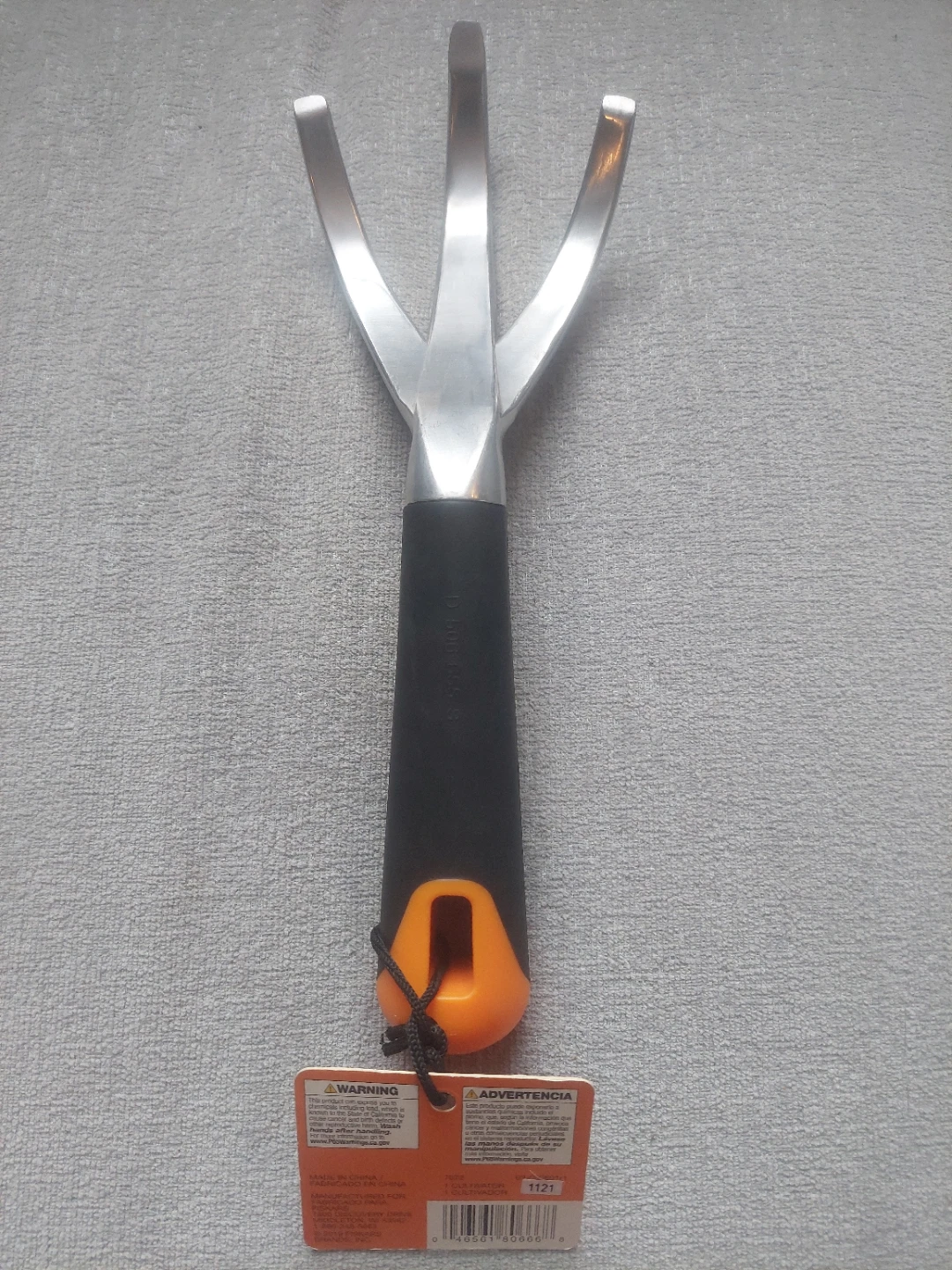 New Fiskars Cultivator Hand Tool - photo 2