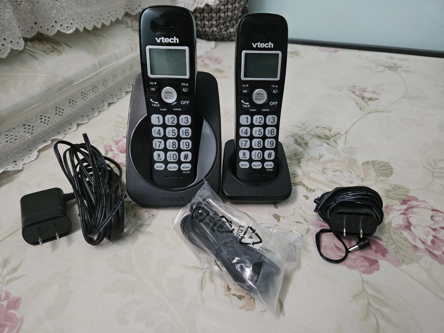 VTech Cordless Phone 2 Handsets - photo 2
