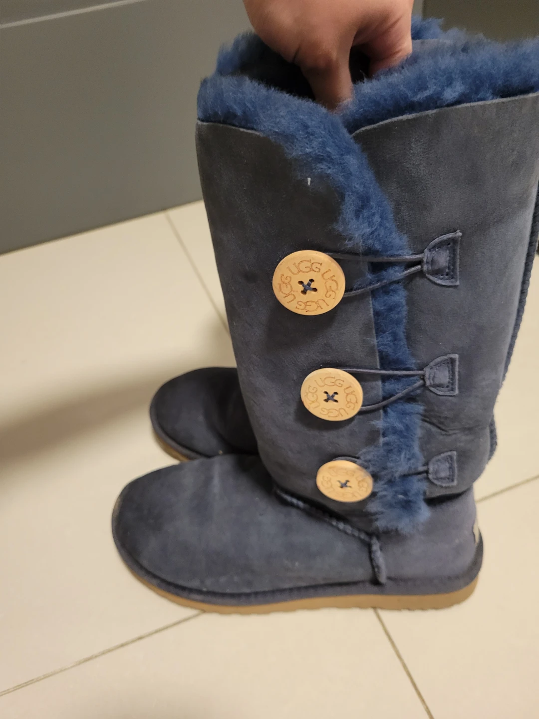 UGG Australia Bailey Button Boots - Size 6 - photo 2