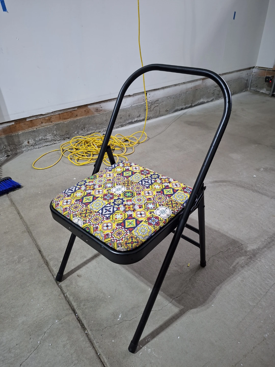 Folding Chair with Colourful Tile Pattern Seat
