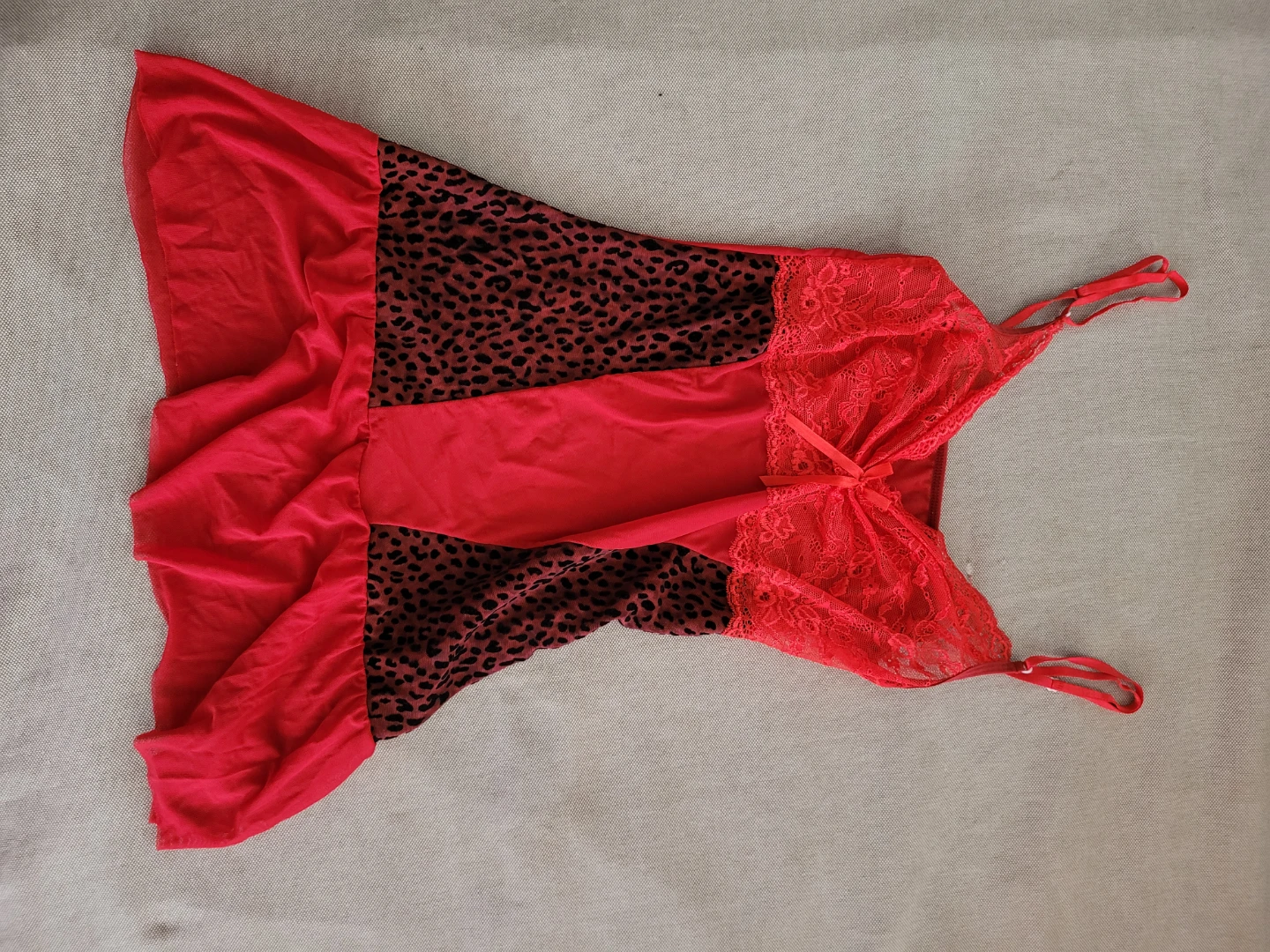 Women's Red & Black Leopard Lace Chemise