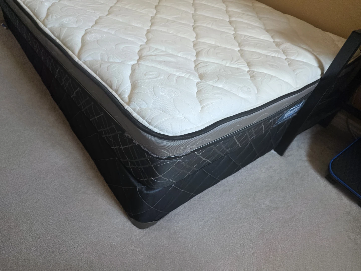 Mattress & Box (3 months old,  always use protector) - photo 3