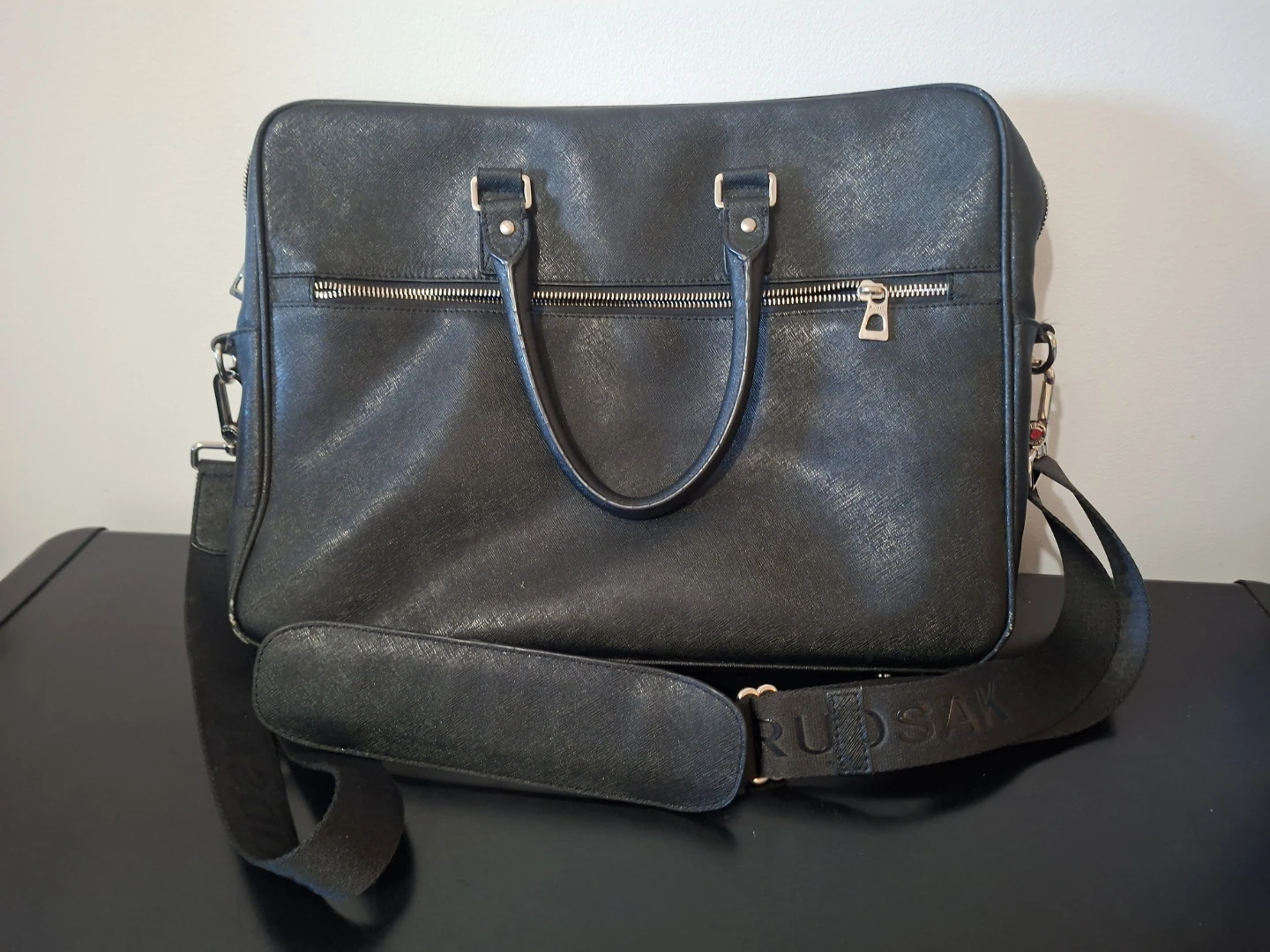 RUDSAK Leather Messenger Bag - photo 2