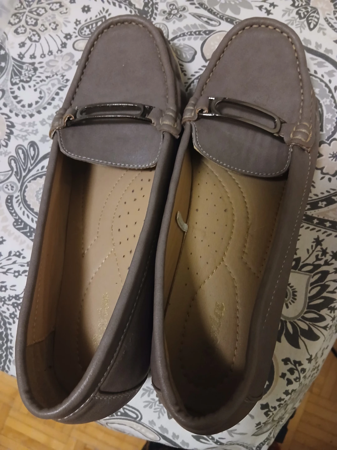 Women's Bata Loafers from India - photo 2