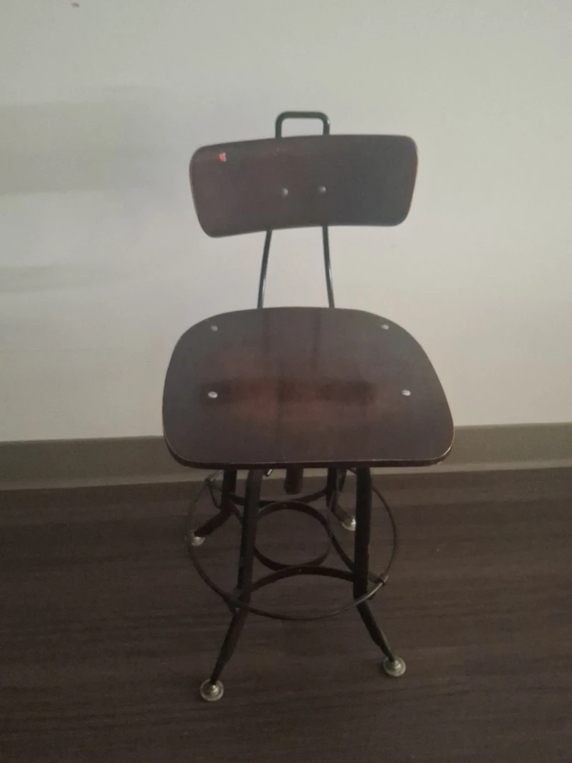 Adjustable Swivel Bar Stool - photo 2