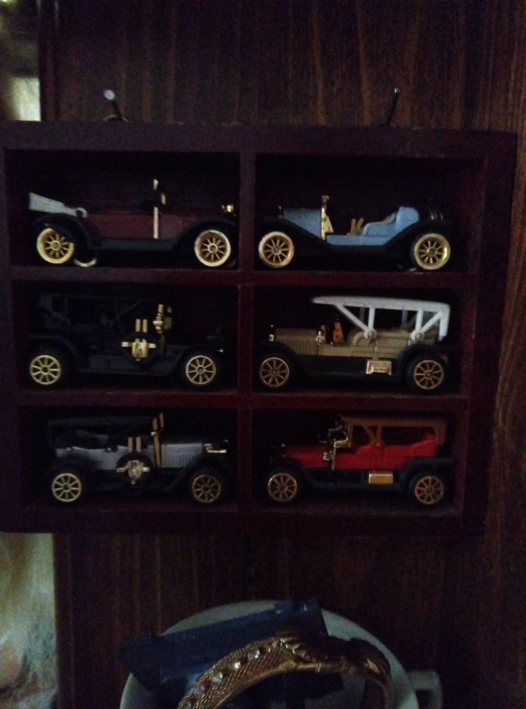 Set of 6 Vintage Model Cars