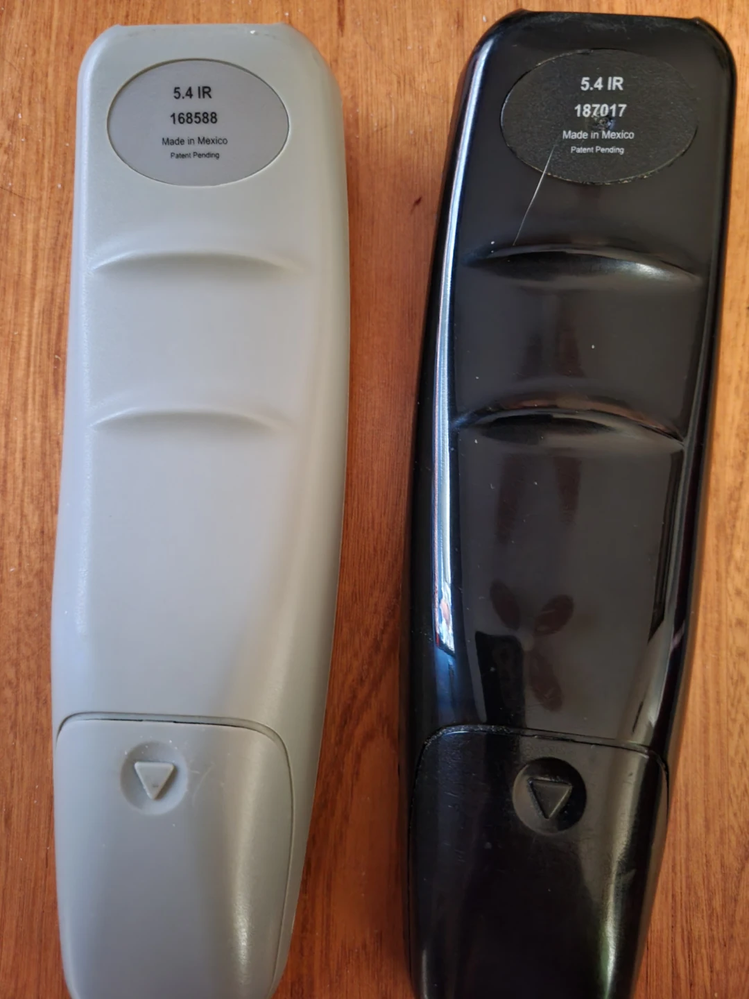 Bell TV Remotes (2) - photo 4