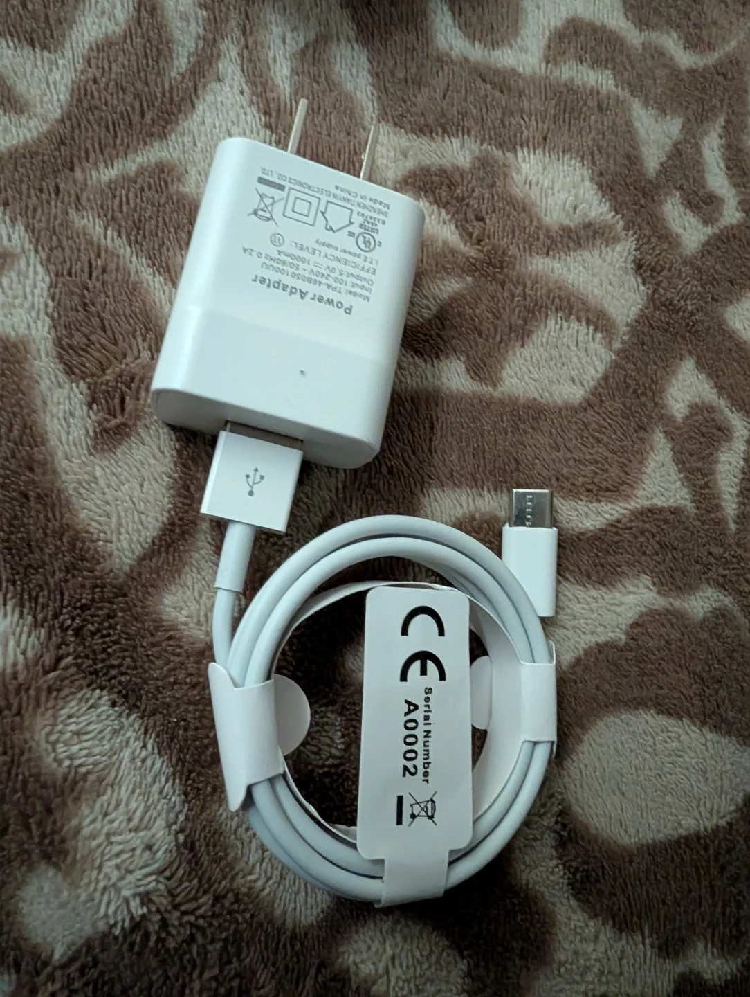 Power Adapter and USB-C Cable Set - photo 2
