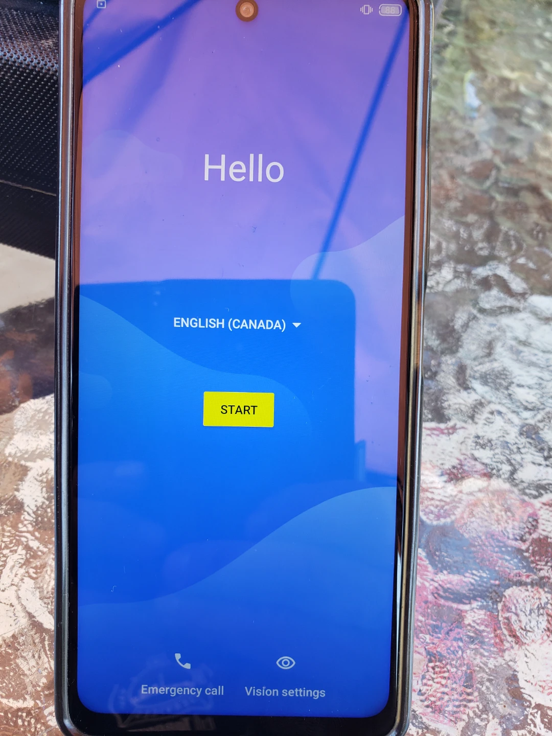 Nuu B15 Smartphone with Camera Setup