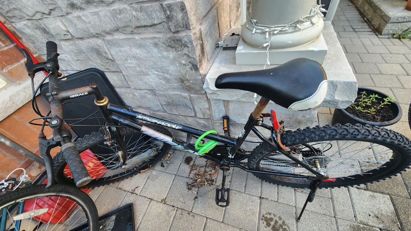 Mtnshadow Mountain Bike - photo 3
