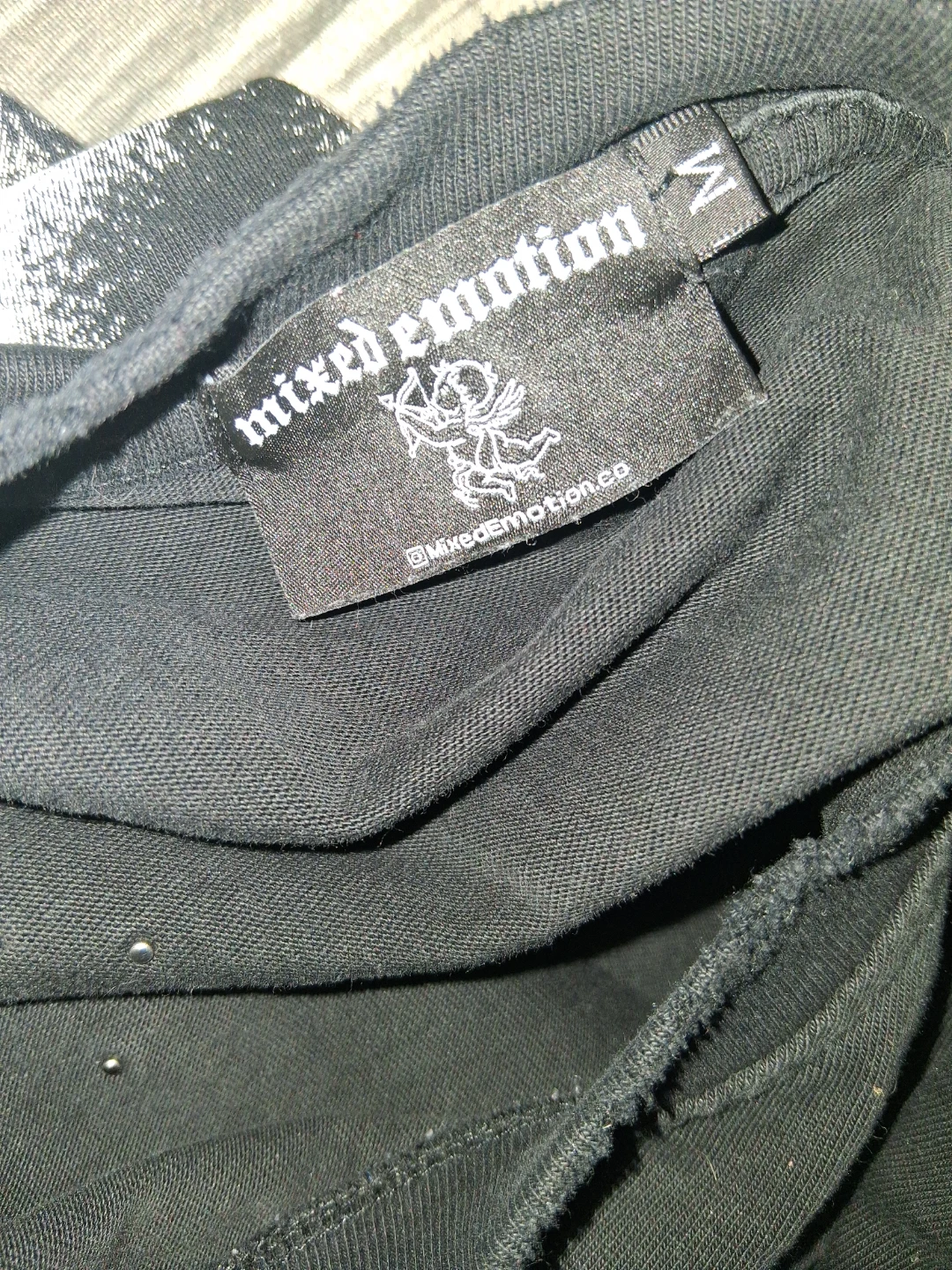 Mixed Emotion Black T-Shirt "Emotions Never Die" - photo 2