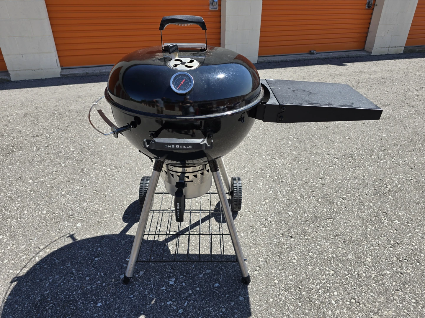 SNS Grills Kettle BBQ with Cover