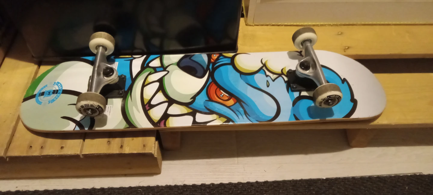Madd Gear Skateboard - photo 3