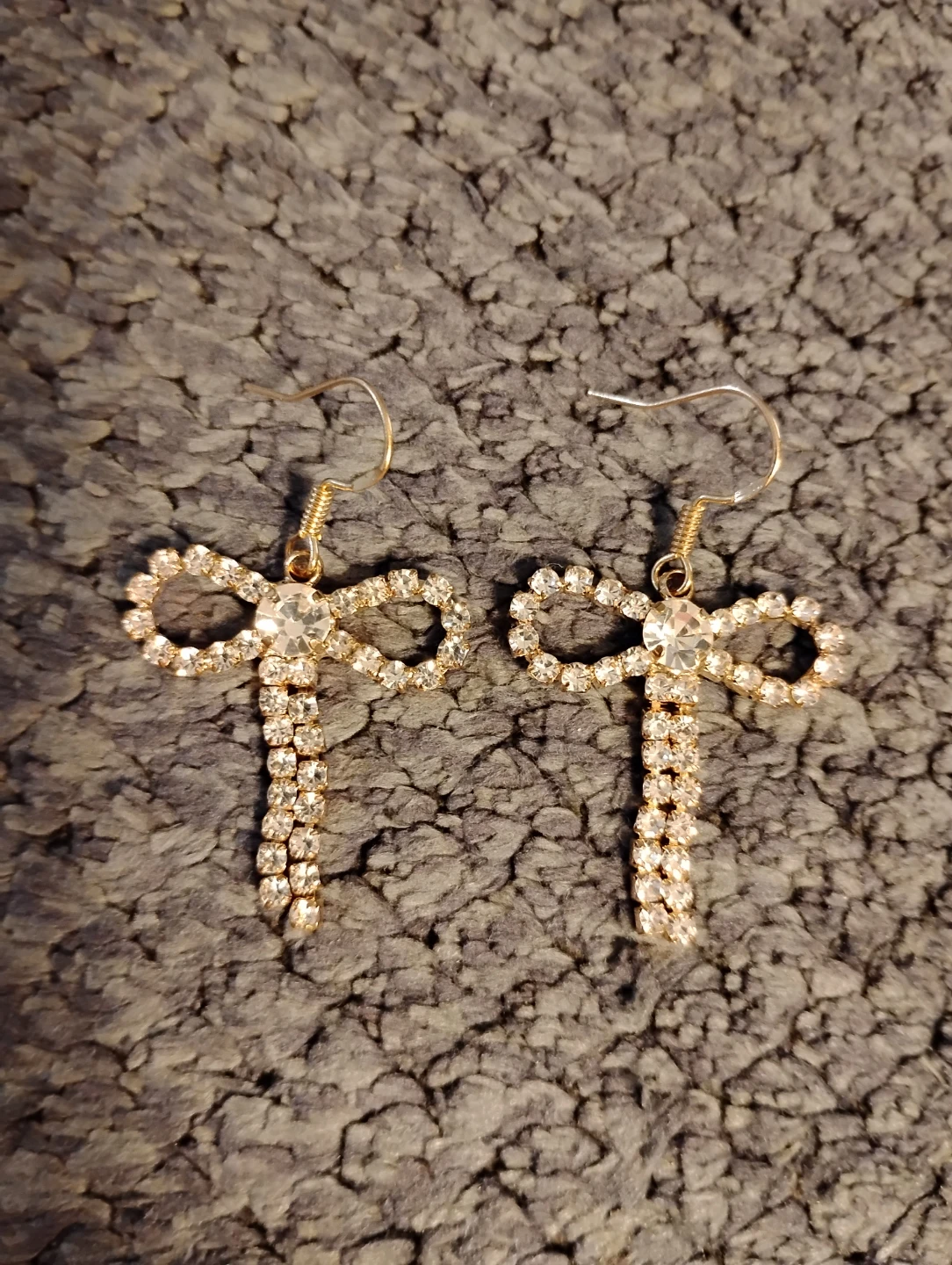 Sparkly Crystal Earrings - photo 3