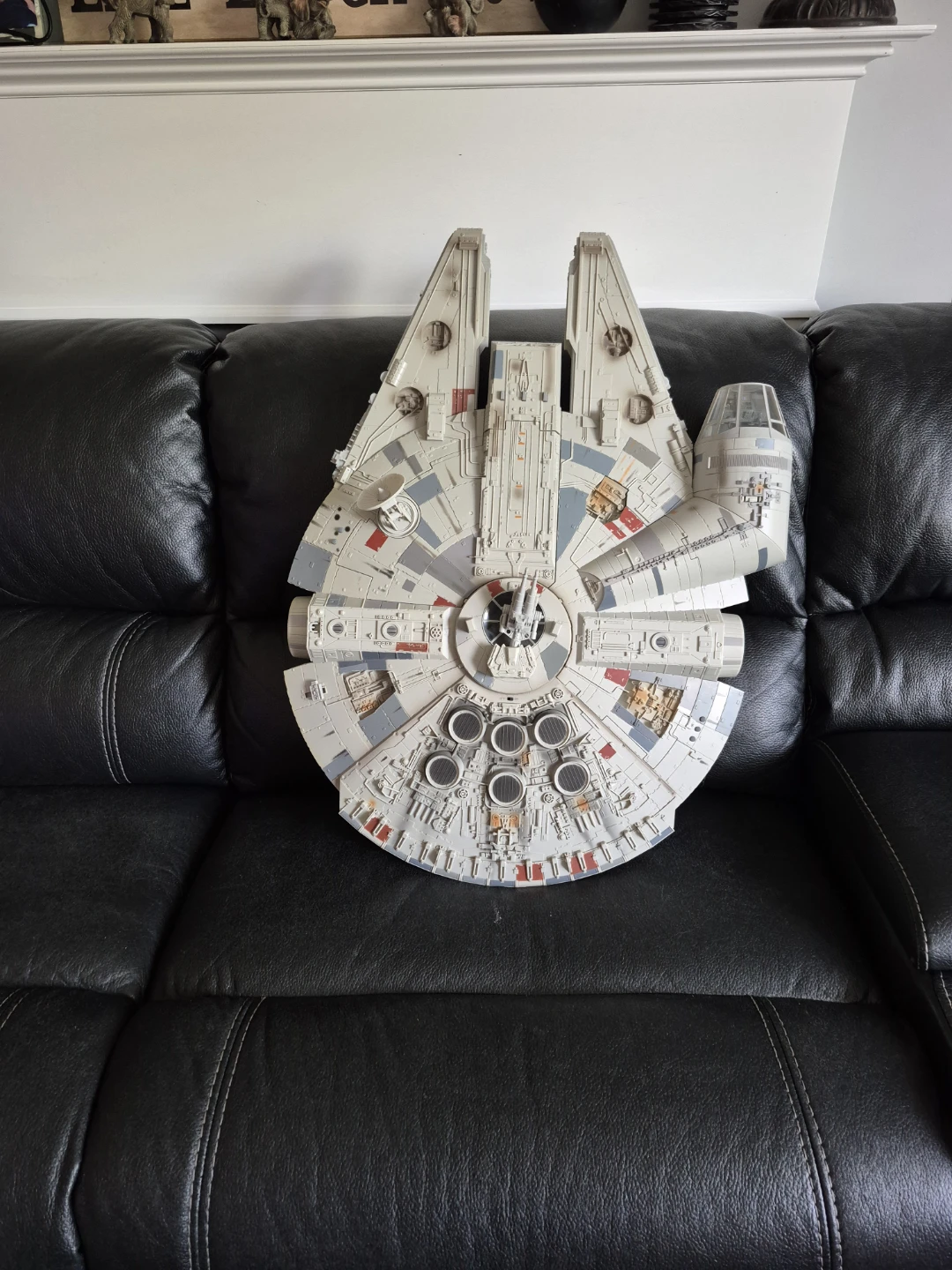 Star Wars Millennium Falcon Toy - photo 2