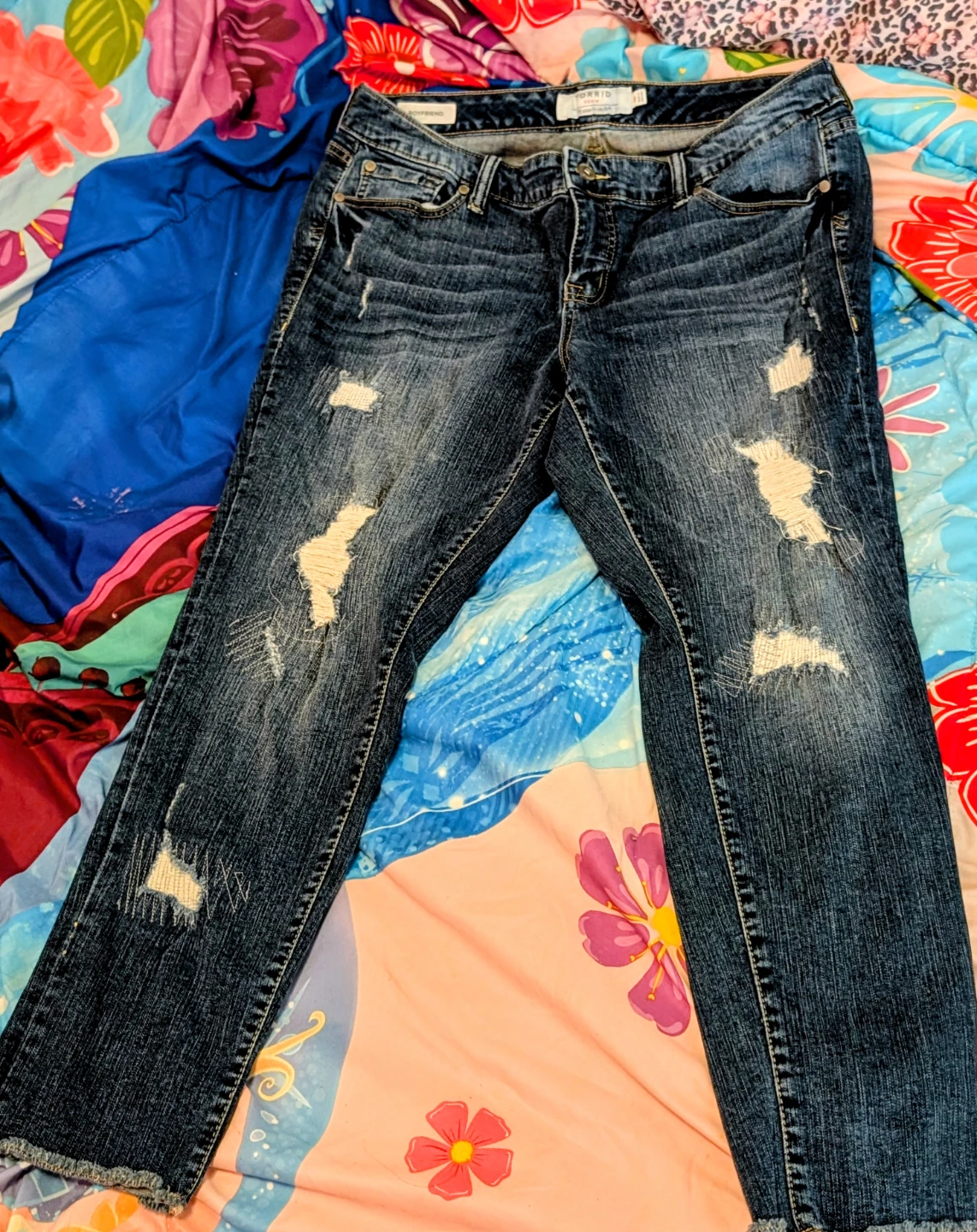 Torrid Denim Boyfriend Jeans Size 14 - photo 2