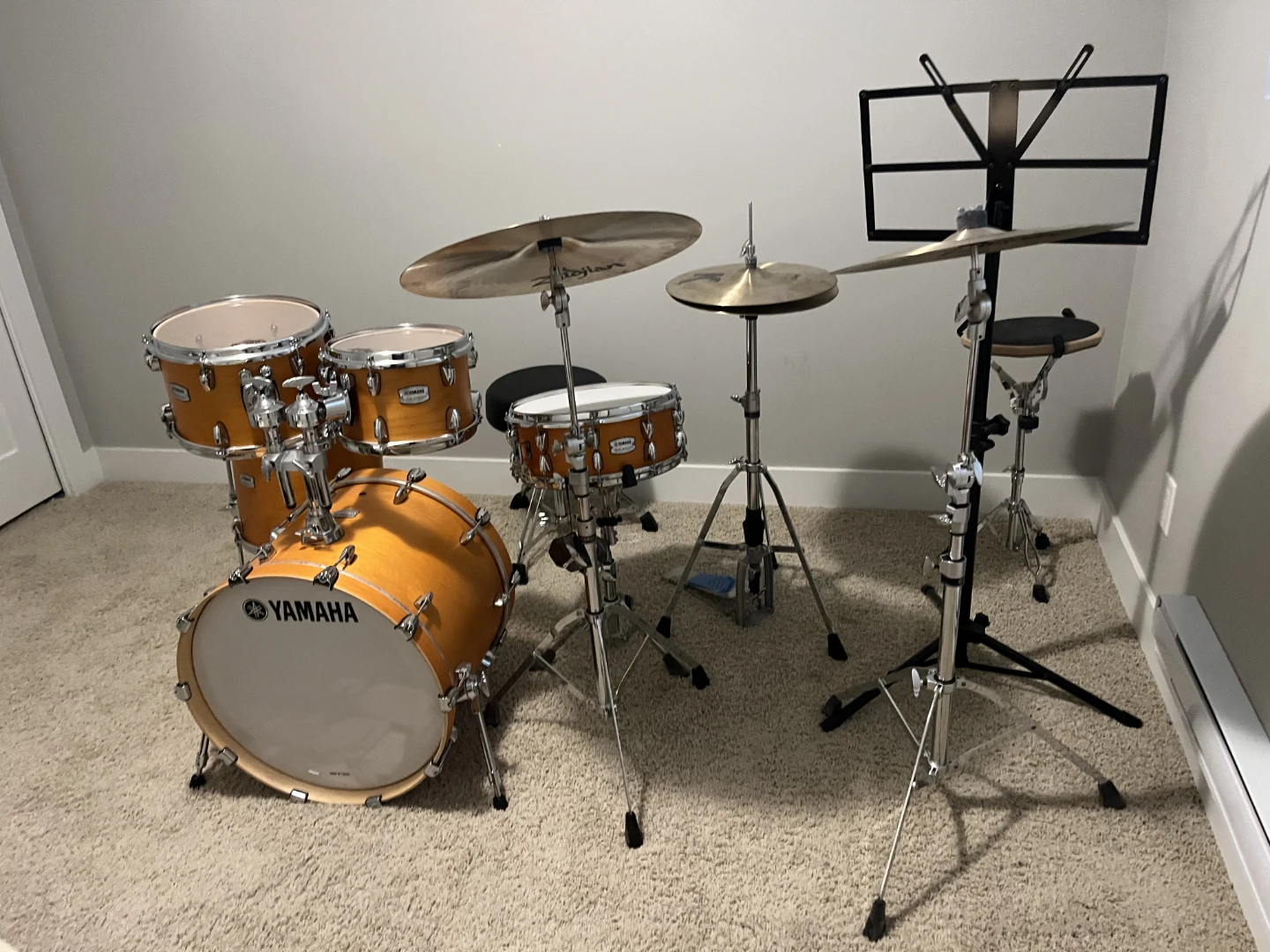 Like New  Yamaha Stage Custom Birch Drum Kit!