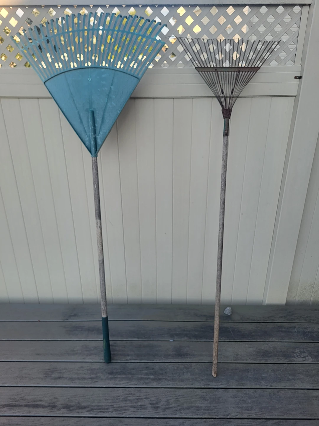 Leaf Fan Rakes Tools
