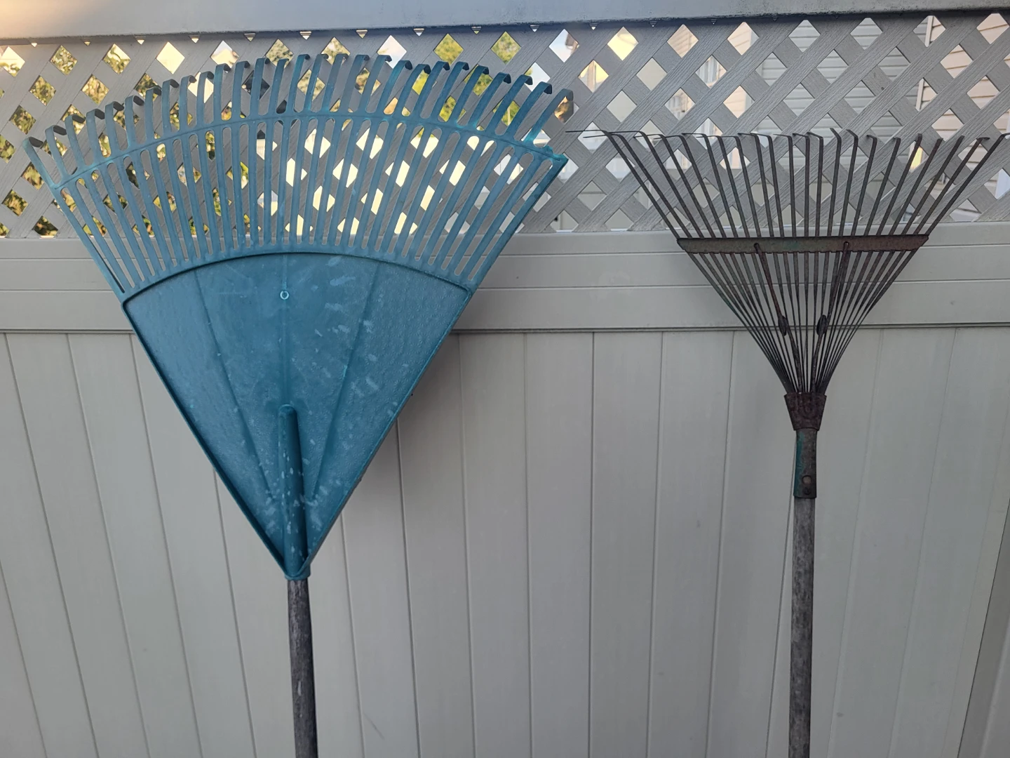 Leaf Fan Rakes Tools - photo 2