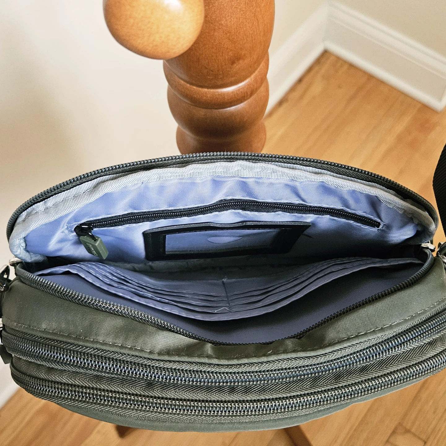 IHKWIP Green Crossbody Bag - photo 4