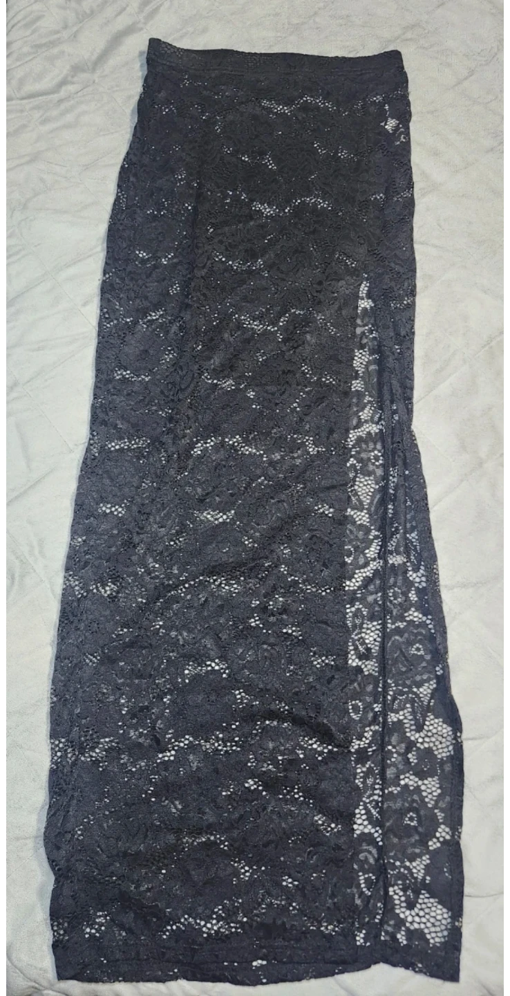 Forever 21 Black Lace Maxi Skirt