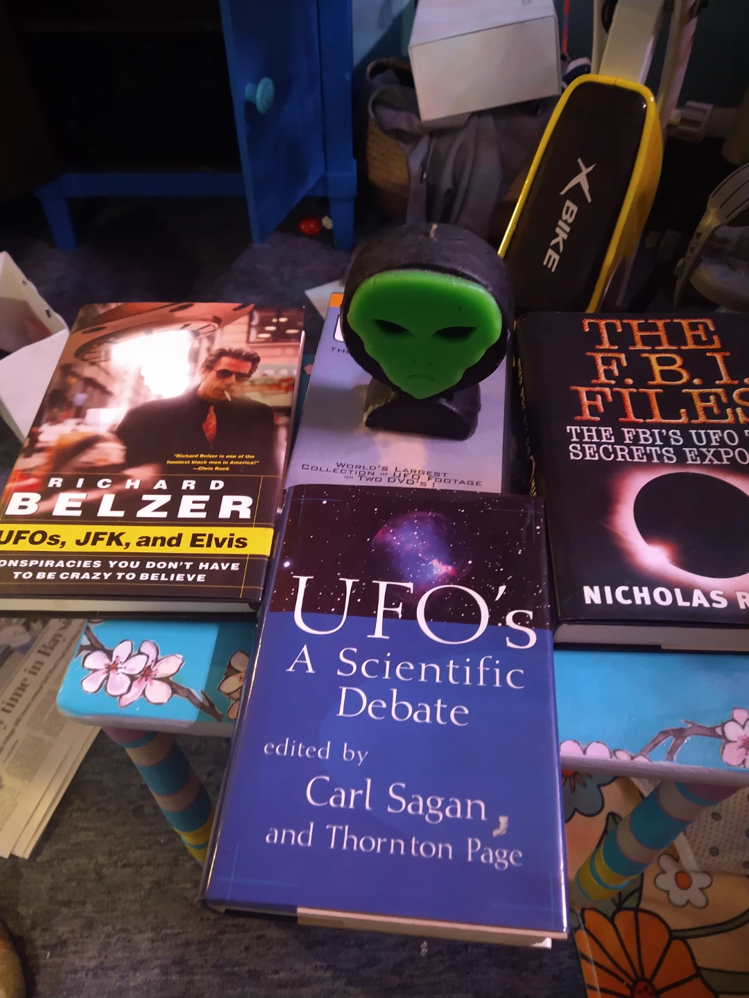 UFO Books: FBI Files, Carl Sagan, X-Files